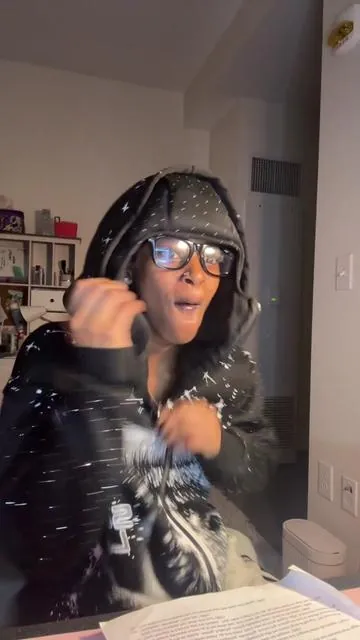 tryna tell yallll STOP SLEEPING ON TIKTOK (the black jacket on sale NOW!)  #tiktokshop #fashiontiktok #fyp #viral #review 