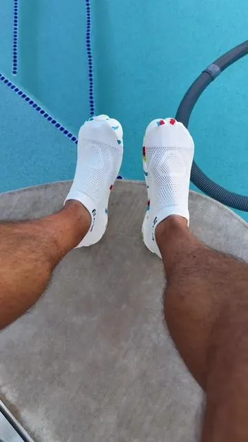 🚨 Water Shoes to keep your feet safe #watershoes #beach #travel #womensshoes #shoes 