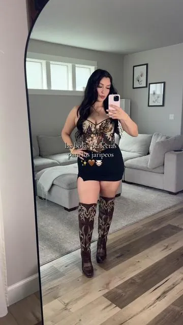obsessed with this outfit ✨🤎😍 #jaripeosbailes #jaripeos #ootd #latina #mexicana 