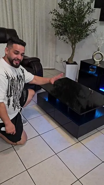#table #ledlight #livingroom #storage 