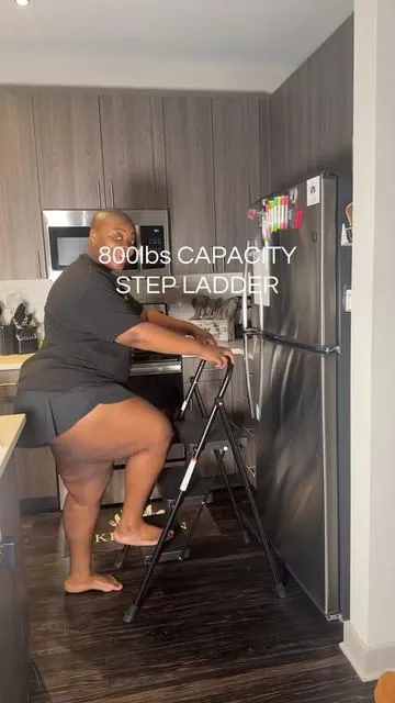 I use this everyday in my kitchen bc my cabinets are so high 😩😩 @Sweet Furniture S #stepladder #ladder #stepstool #kitchengadgets #foldablestool 