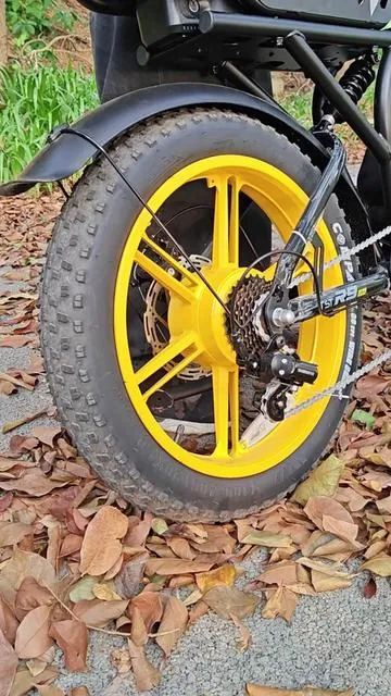 Retro vibe, lithium drive, zero strive.  #electricbike #tiktokshop #GiftedInLove#amazonfinds #lifehack      