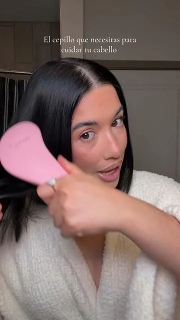 Cepillo para cuidar tu cabello #hairbrush #mujeres #cabellosaludable #cuidatucabello #cuidadocapilar 