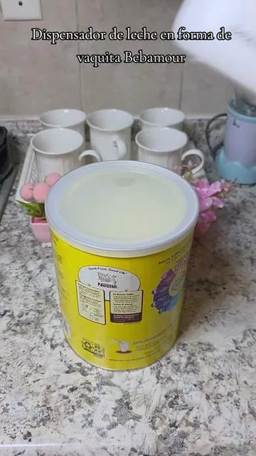 Ya no es necesario cargar el la lata de leche con este dispensador de leche en forma de vaquita es suficiente  . #TikTokShopCreatorPicks  #paratiiiiiiiiiiiiiiiiiiiiiiiiiiiiiii  #dispensadordeleche  #babyformuladispenser