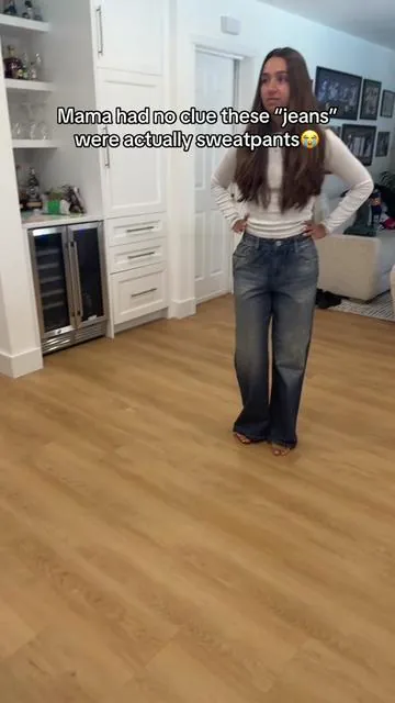 The only pants I’ll be wearing to work now😭 #sweatpants #sweatpant #sweatpantsjeans #jeans #womensweatpants 