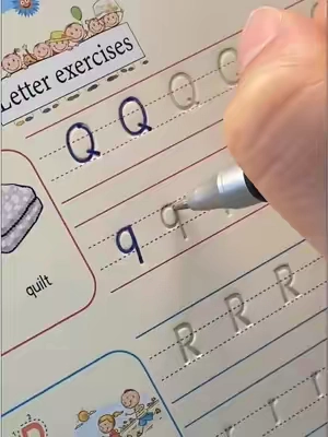 Absolutely love this reusable handwriting practice book set!! #waterpainting  #momhacks  #toddlersoftiktok #toddlertoys #giftforkids #sahm #toddlermusthaves #MomsofTikTok