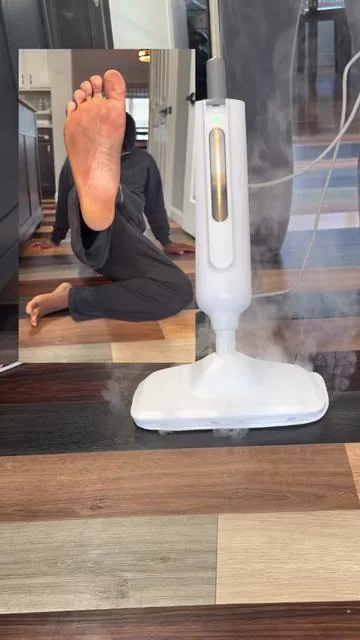 #steamcleaning #steamcleaner #mopping #cleantok #deepclean   