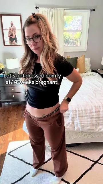 Living in these pants! #maternity #pregnantlife #pregnant 