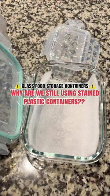 This glass tupperware set makes your fridge look organized and Pinterest-worthy instantly. No red sauce stains. No weird smells. #KitchenUpgrade #OrganizedFridge #HomeEssentials #TikTokShopHome #tiktokshopcreatorpicks 