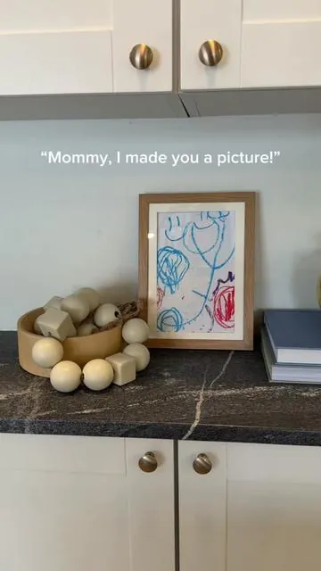 You should have seen her face when she saw I framed her art 🥹🥹🥹 #toddlermom #toddler #toddlerart #toddlercrafts 