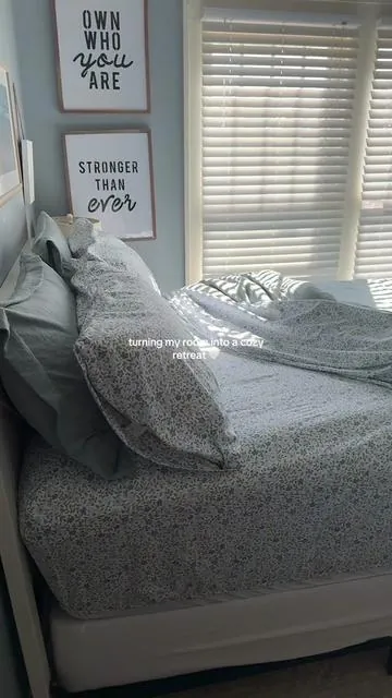 Creating a calm, cozy bedroom without paying designer prices is my kind of upgrade 🤍 This sage green bedding instantly made my room feel softer, warmer, and way more inviting. It’s crazy how one simple switch can turn a space into a whole cozy zone. #tiktokshopglowup #tiktokshopstockup #cozybedding #comforterset #bedroommakeover 