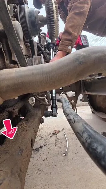 Awesome heavy-duty electric wrench with ratchet extension bar#bluecollar #mechanic #diy #plumber #fly 