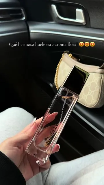 #perfumes #smellgood #perfumetiktok #mysscents 