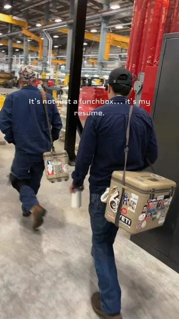When the Engel Cooler is older than my hard hat…That’s job history. 👨‍🏭🔥 #bluecollar #welder #welding #refinery #fyp @Engel Coolers 