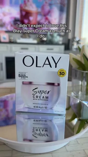 This Olay Super Cream is such a smart everyday skincare step. Lightweight hydration plus SPF 30 so your skin stays moisturized and protected at the same time. Perfect daily use.@Olay Skin Care #tiktokshopcreatorpicks #tiktokshopsparkctreator #mia_manhattan_ny #olaypartner #olay 
