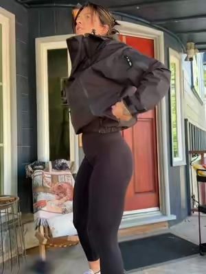IM OBSESSED  #OUTSIDEENERGY #NONCHALANTCHIC #socialglowup #womensclothing #puffit 