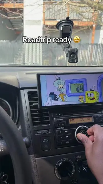 Get CarPlay in any car #carsoftiktok #applecarplay #cars #ios26 #tiktokmademebuyit 