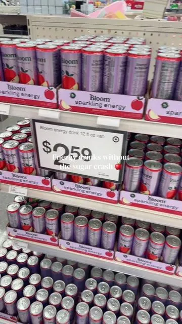 180mg natural caffeine & zero sugar for clean energy when you need a boost. @Bloom Nutrition  #bloomenergy #energydrink #momenergy #TikTokShopCreatorPicks #cleanenergy