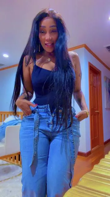 Este pantalón lo es todo  #bellashop👠  #tiktok 