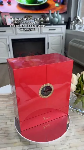 This fragrance instantly feels luxurious from the moment you see the box. The bottle design is stunning and the warm saffron floral scent smells so elegant and rich. Definitely one of those perfumes that makes you feel confident and special.@giftexpress #GiftIdeas #TikTokShopCreatorPicks #tiktokshopsparkcreator #mia_manhattan_ny #LuxuryFragrance 