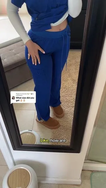 Replying to @Connie 🐆🥂🪩 I got a medium 🤍 #scrubs #cutescrubs #scrubuniform #scruboutfit #nurseootd 