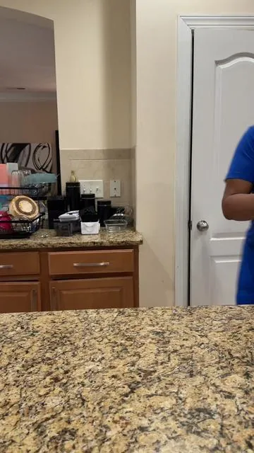 Blueberry Muffin Protein Shake Taste Test 🫐🧐 #thatmanandthemkids #proteinshake #momlife 