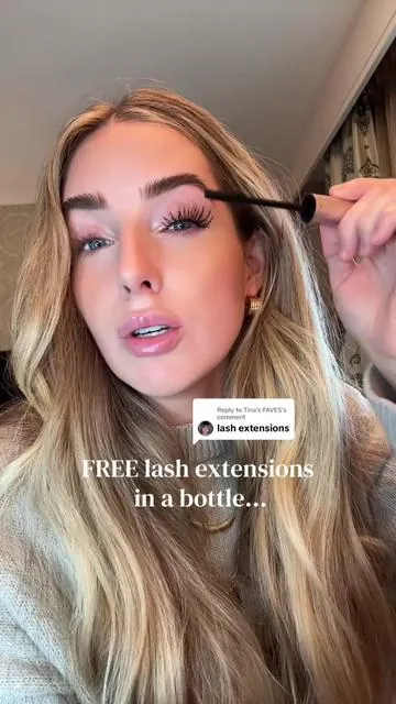 Replying to @Tina's FAVES @tarte cosmetics is the actual tea when it comes to length and volume! Lashes for daysss!  #glowuptips #mascarareview #mascarahack #tubingmascara #lashesoftiktok 