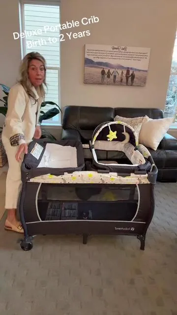 Baby trend ink little snooze deluxe to portable nursery center play yard with cozy napper removable bassinet and storage. Free shipping. Infant crib, changing table, bassinet #BabyTrendInc. #PortableCrib #DeluxeNurseryCenter #Crib #BabyNecessities @Baby Trend Inc 