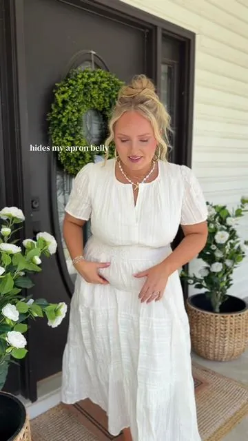 Dream dress for us curvy girls!! #dress #apronbelly #curvyfashion #mididress