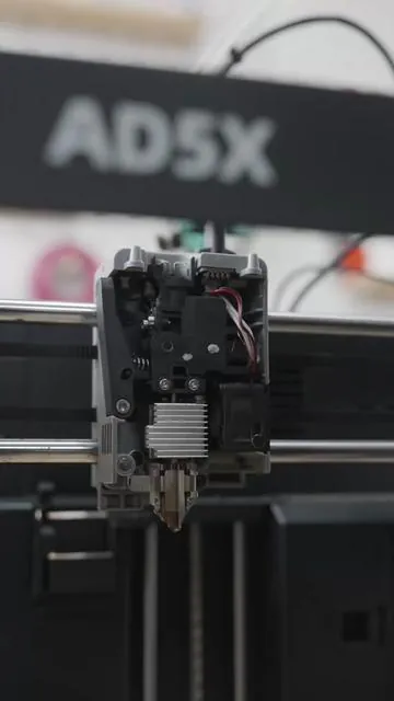 Clogged nozzle? Try this quick fix!👍👍👍#3dprinting #tutorials #unclognozzle #flashforge #ad5x 