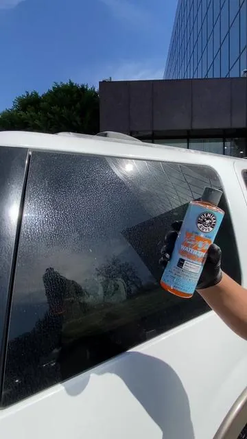 If your paint still looks dull after a wash… it’s probably water spots. This gel clears them right up. 🔥 #chemicalguys #cardetailing #detailtok #carwash #cardetailinglife #autodetailing #carcleaningtiktok #beforeandafter #satisfyingclean #detailingworld #carcare #fyp #foryou #foryoupage #viralcarcontent #waterspots #waterspotremoval