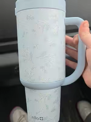 #ellotumbler #tumbler #insulatedtumbler #leakprooftumbler #40oztumbler 