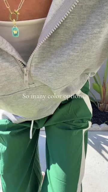 Soo comfortable and fun to wear 🤩 #barrelpants #trackpants #quickdrypants #athleticpants #summeroutfits 