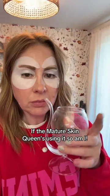 These eye masks will forever be stocked up in my house! I love the results and I can hit all my dehydration lines at the same time. They hit all the pain points: fine lines, crows feet, under eye bags and puffy eyelids! #undereyebags #dehydrationlines #finelinesandwrinkles #matureskin #matureskincare 