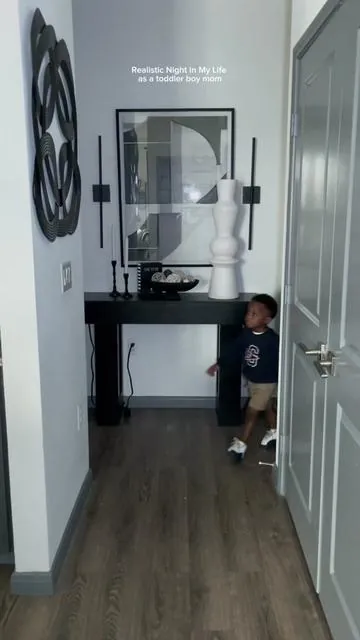 Not Zion Scared Of The Robot Vacuum 🫠 Happy Friday 💕#toddlermom #momlife #momvlog #nightroutine #momsoftiktok 