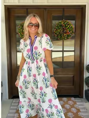 This is such a pretty floral dress for spring, summer, or Easter!🐣🌷🐰💘 Great quality for the price too! #tiktokshopcreatorpicks #springootd #summerdress #Easterdress #Easter   