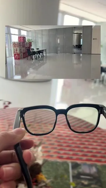 I can’t belive how affordable this is #smartglasses #tiktok #fashionglasses #techgadgets #tiktokshop #aitiktokshop #fyp #fashion #tiktokmademebuyit #glasses #fashiontiktoks #aiglasses #cameraglasses #tech #smarteyewear #camera 