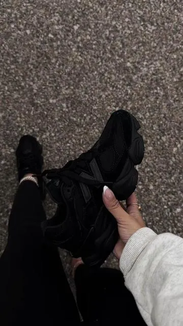 #9060newbalance #newbalance #9060tripleblack #9060blackcat 