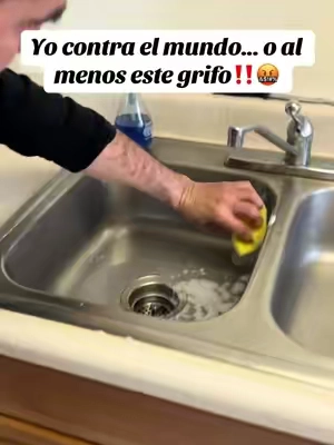 Modernization tu cocina con un grifo metálico moderno #kitchen #tiktokshopcreatorpicks  #kitchenfaucet #faucet #TikTokShopJumpstartSale Disclaimer: El precio mostrado es el vigente al momento de la grabación y puede cambiar. Las promociones pueden tener restricciones o disponibilidad limitadas. Ademas esto es publicidad