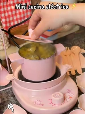 En mis tiempos jugaba con tierra y mira ahora 😍🤯🏃🏻‍♀️mini cocina eléctrica con 26 piezas para niños de 8-12 años si tenés niños 👶 en casa esto les va a encantar 💕🥰#cocina #niños #electrica #cooking #set 