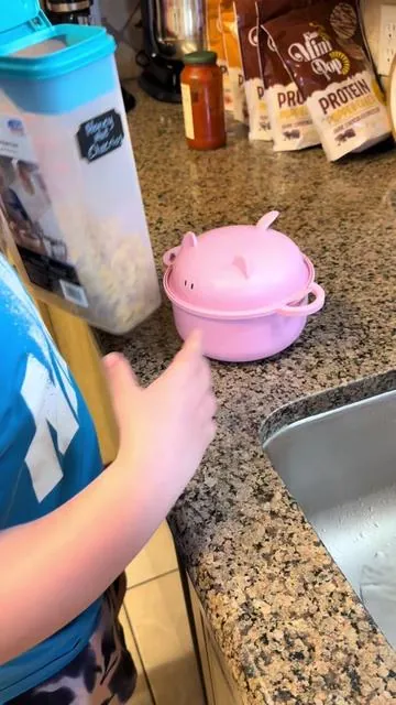 We loves these ramen bowls! #ramen #ramennoodles #ramenbowl #kitchenhacks #tiktokshopcreatorpicks @ONESHOW HOME 