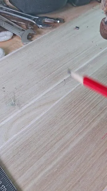 No wonder this thing is everywhere in the States!#tiktok #tiktokshop#carpentry #pencil #carpenterpencils