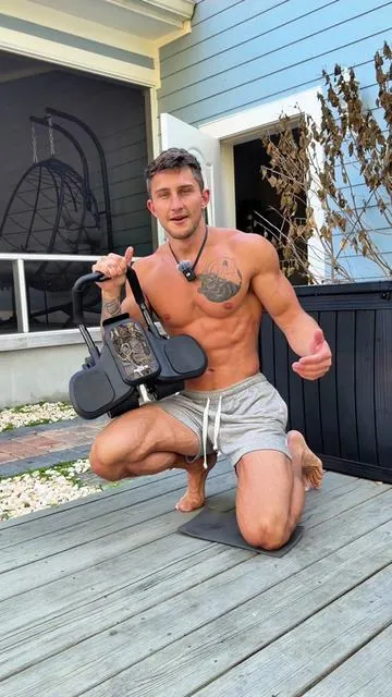 Literally no excuses not to have abs in 2026 🤐