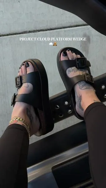 #platformsandals #platformshoes #projectcloud #memoryfoam #comfyshoes 
