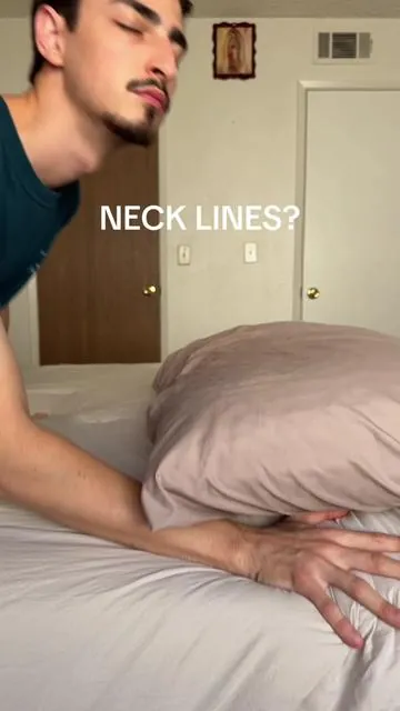 Get ready for comfy nights 😴💤 #cervicalpillow #ergonomicpillow #healthysleep #memoryfoampillow #doublechin 