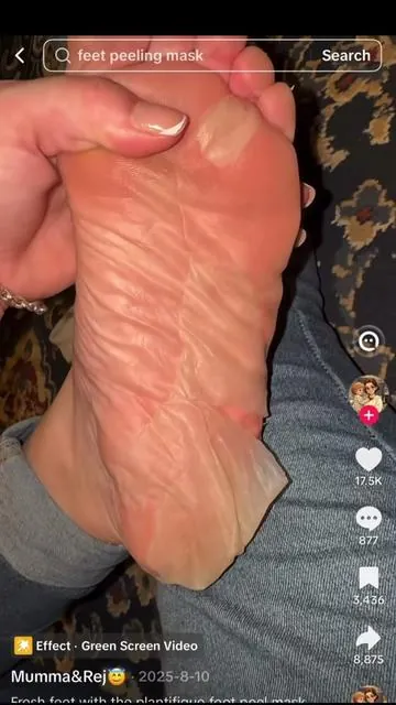 @Plantifique is gonna have my feet summer ready!! #footpeelmask #plantifique #footcare 