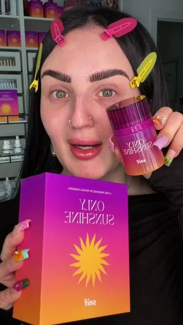THESE COLORS ON THE EYES… 😍 #snifxmikayla #onlysunshine #snif #sunsetmakeup 