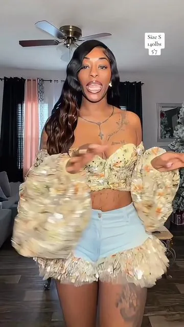 Here is another great quality and fit Try on haul featuring ShopAkira #tiktokshopcreatorpicks #fashionfinds 