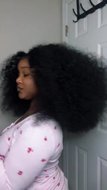 Hair from @MENGLLE HAIR completely glueless. 7x6 kinky curly 20” 250% Density  #curlyhair #curlywig #kinkycurly #mengllehair #tiktokshop 