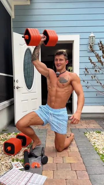 Save space, money, and get all the weights you need for workouts at home! 